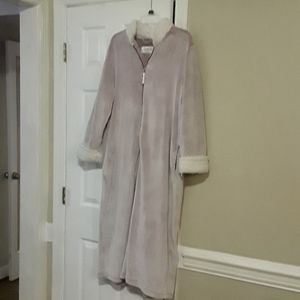 Housecoat